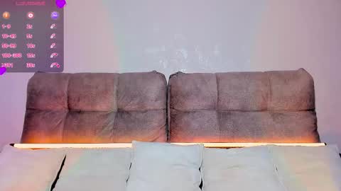 Ariella online show from March 22, 5:11 am