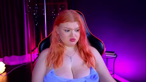 Adele online show from November 25, 4:28 pm