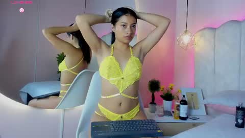 Ari Star  online show from June 25, 2:52 am