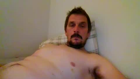 ariparikrigsmann online show from December 1, 10:01 pm