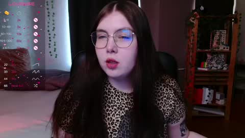 Astrid online show from June 4, 9:04 am