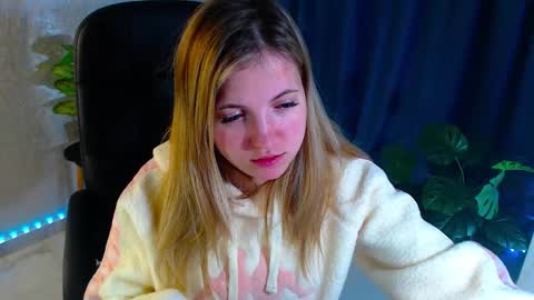 Snapshot of arlana_klart chatting on October 5, 1:14 am Arlana online show from October 5, 1:14 am