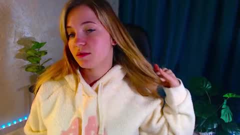 Snapshot of arlana_klart chatting on October 6, 1:34 am Arlana online show from October 6, 1:34 am