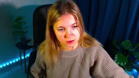 Snapshot of arlana_klart chatting on September 15, 2:02 am Arlana online show from September 15, 2:02 am