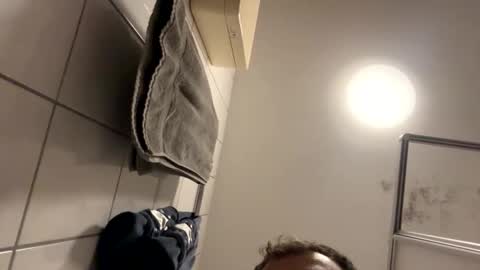 armyskater32 online show from September 16, 8:45 pm