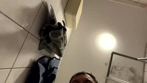 armyskater32 online show from February 27, 5:33 am