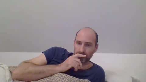 arnaud502700 online show from December 29, 6:45 am