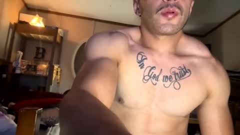 Snapshot of aroddriguezz2020 chatting on October 8, 7:14 am aroddriguezz2020 online show from October 8, 7:14 am