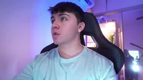 aron__cooper online show from March 18, 2:06 am