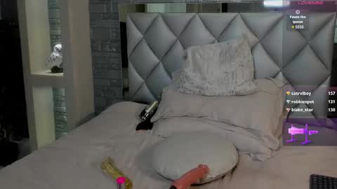 ARON BOLT online show from March 6, 5:03 am