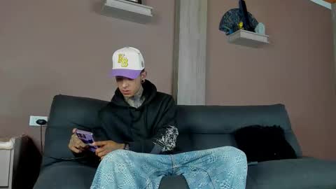 Aron ford online show from February 4, 2:26 am