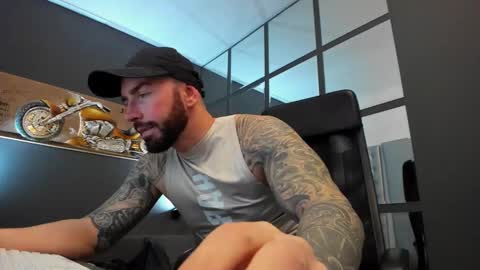 AronGrant online show from February 20, 10:16 am