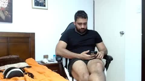Snapshot of aronmiller404 chatting on October 10, 9:30 pm aronmiller online show from October 10, 9:30 pm