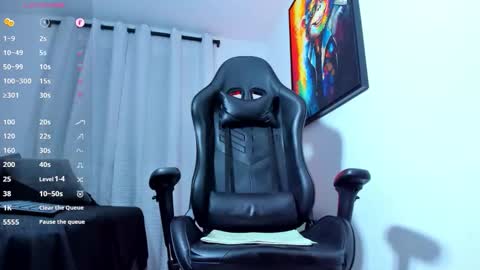   online show from October 25, 2:12 am