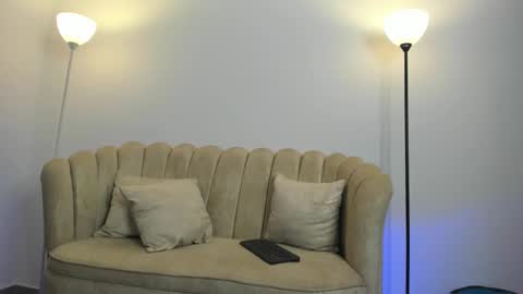 Snapshot of aroon_connor chatting on September 27, 11:24 pm   online show from September 27, 11:24 pm