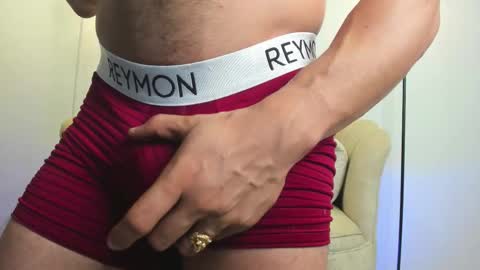 Snapshot of aroon_connor chatting on October 2, 1:37 am   online show from October 2, 1:37 am