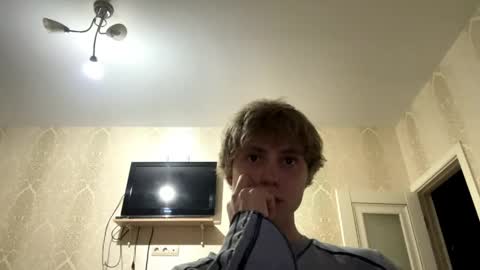 artem228play online show from May 29, 12:31 am