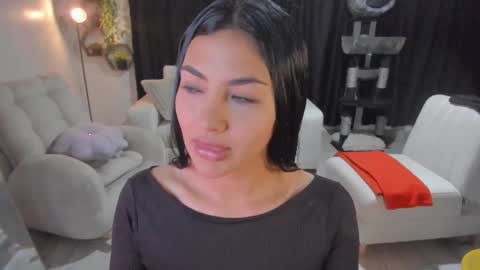 Snapshot of artemis_020 chatting on October 29, 1:18 am FENIX online show from October 29, 1:18 am