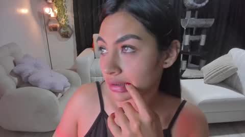 Snapshot of artemis_020 chatting on September 17, 2:15 am FENIX online show from September 17, 2:15 am