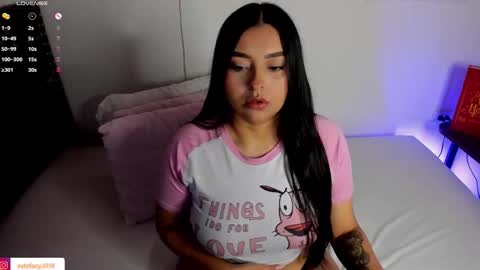 ESTEFANY online show from February 4, 1:31 am