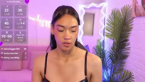Snapshot of artemiss_tay chatting on October 17, 8:24 pm artemiss_tay online show from October 17, 8:24 pm