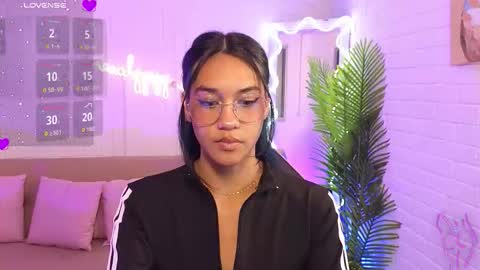 Snapshot of artemiss_tay chatting on October 13, 7:16 pm artemiss_tay online show from October 13, 7:16 pm