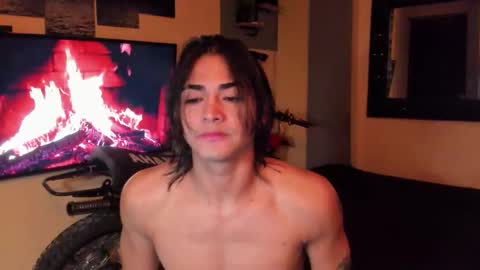 I AM HERE online show from February 3, 3:26 am