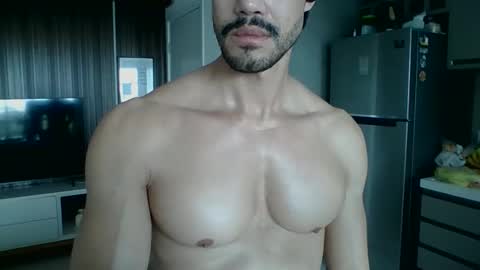 Snapshot of artvillasboas chatting on September 18, 2:43 pm Arthur Villasboas online show from September 18, 2:43 pm