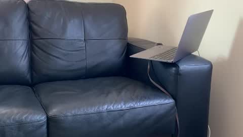 artyparty818 online show from April 10, 8:46 pm