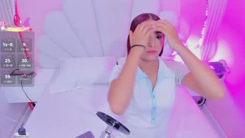 Ary  online show from January 15, 9:45 pm