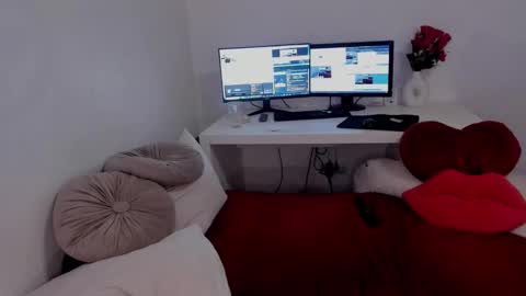 Snapshot of aryahunt chatting on October 2, 8:02 am Arianacustom videos available for sale try my special vibes 112233111222333 private copy at request online show from October 2, 8:02 am