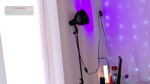 Snapshot of aryalovejoy chatting on January 21, 5:41 pm Arya Lovejoy online show from January 21, 5:41 pm