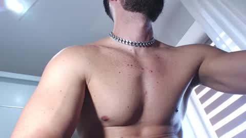 AryanAian1 online show from October 31, 9:10 am