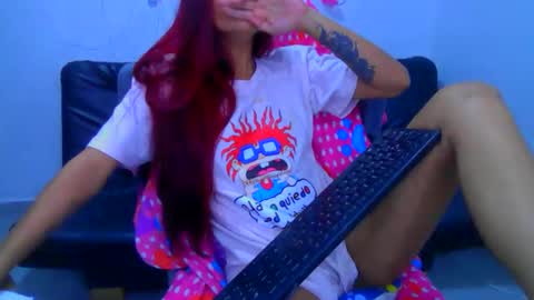 asa akiraaax online show from December 3, 2:34 am