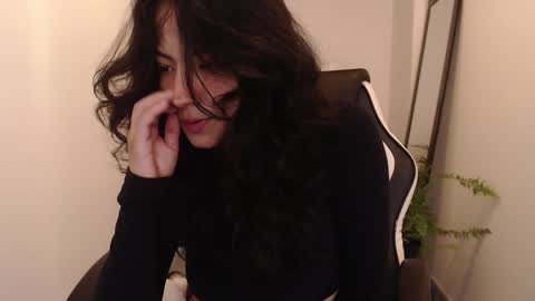 Saray online show from March 31, 12:38 pm