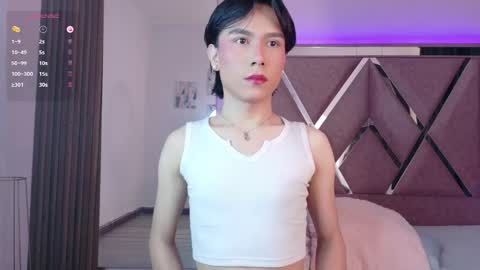Ash Femboy online show from November 14, 8:33 pm