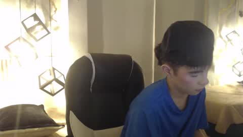 ash_kai online show from July 2, 8:14 pm