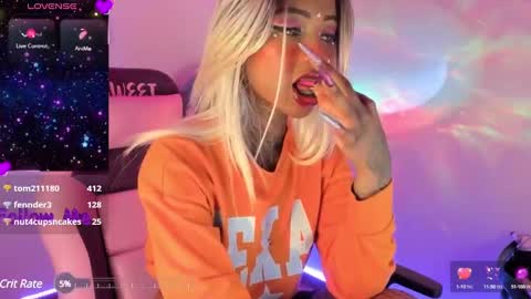 AshantiINDEPENDENT MODEL online show from December 11, 1:26 am