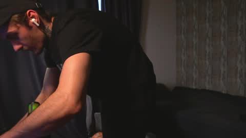 Jerk Machine online show from May 18, 12:33 pm