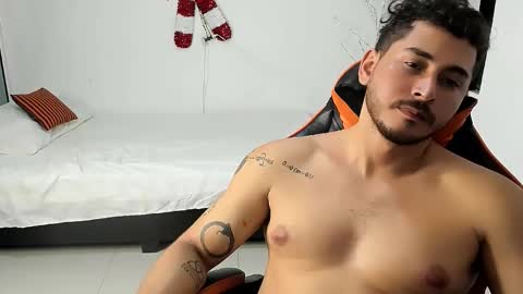 ashlan_king online show from December 4, 2:44 am