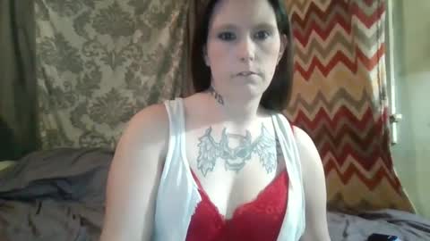 Snapshot of ashley16chris chatting on March 9, 4:00 pm black-widow99 online show from March 9, 4:00 pm