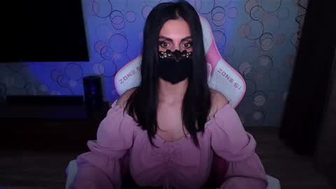   Yasmina   online show from May 31, 6:12 am
