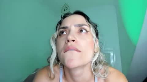 ashley_blair online show from February 9, 10:34 pm