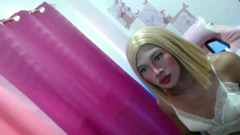 ashley_cummer online show from May 27, 2:52 am