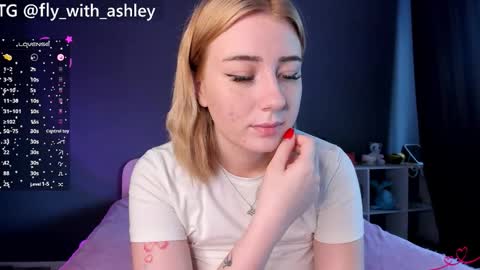 ashley_fly online show from September 15, 6:26 am