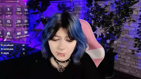 Ashley online show from March 10, 9:18 pm