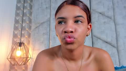 AshleyHill online show from April 10, 8:41 am