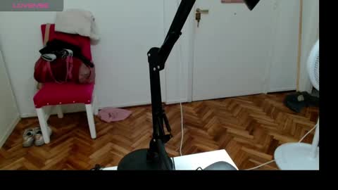 ashleyhothot online show from February 8, 7:34 am