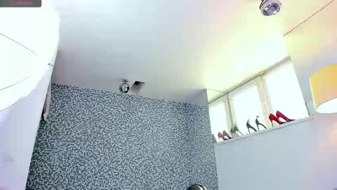 AshleyJonse online show from October 6, 5:25 am