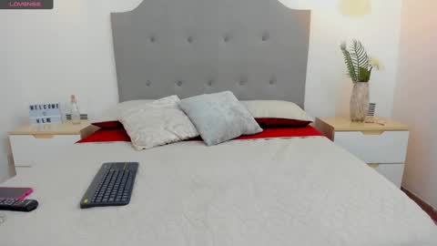 Ashley knight online show from December 4, 3:48 pm